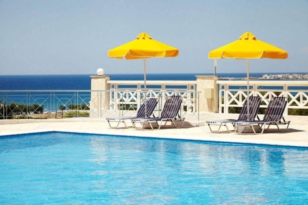 Arion Palace Hotel - Adults Only Ierápetra Dış mekan fotoğraf