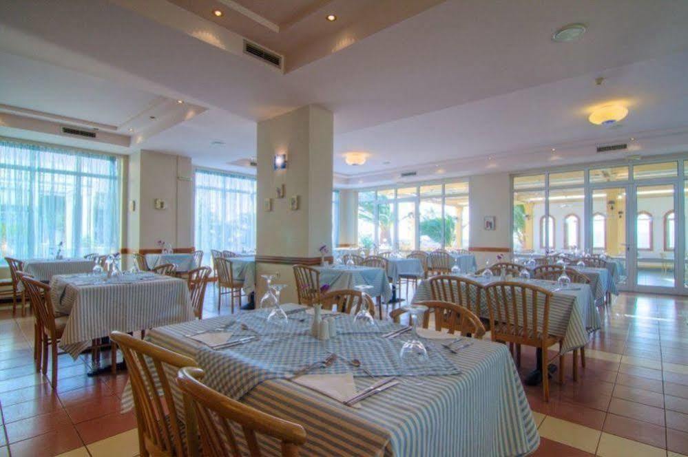 Arion Palace Hotel - Adults Only Ierápetra Dış mekan fotoğraf